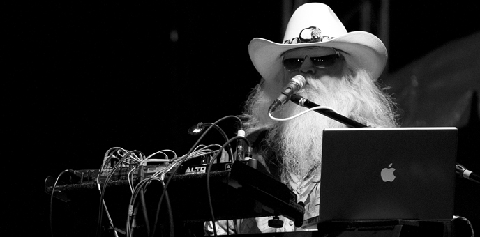 Leon Russell at Gretna Fest 2013. (Photo by G. A. Volb/Shutterjock)
